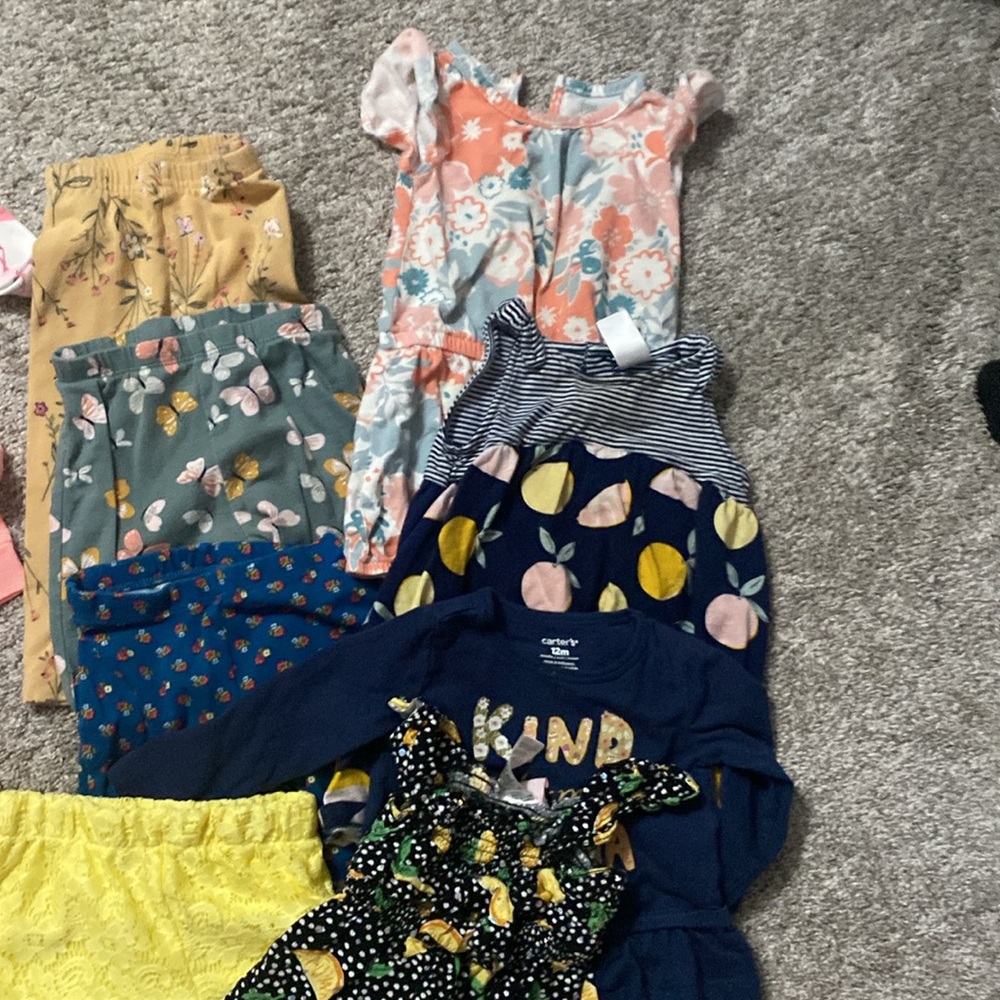 Accepting offers- 12 month Bundle- 10 pieces - Picture 3 of 11